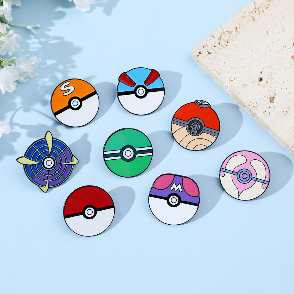 Anime Ball Cartoon Enamel Pins - Pokeball Cosplay Prop ulasan dan harga
